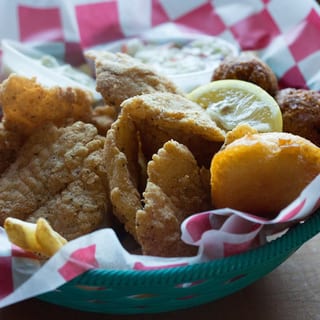 Pirates Dinner W/ Coleslaw